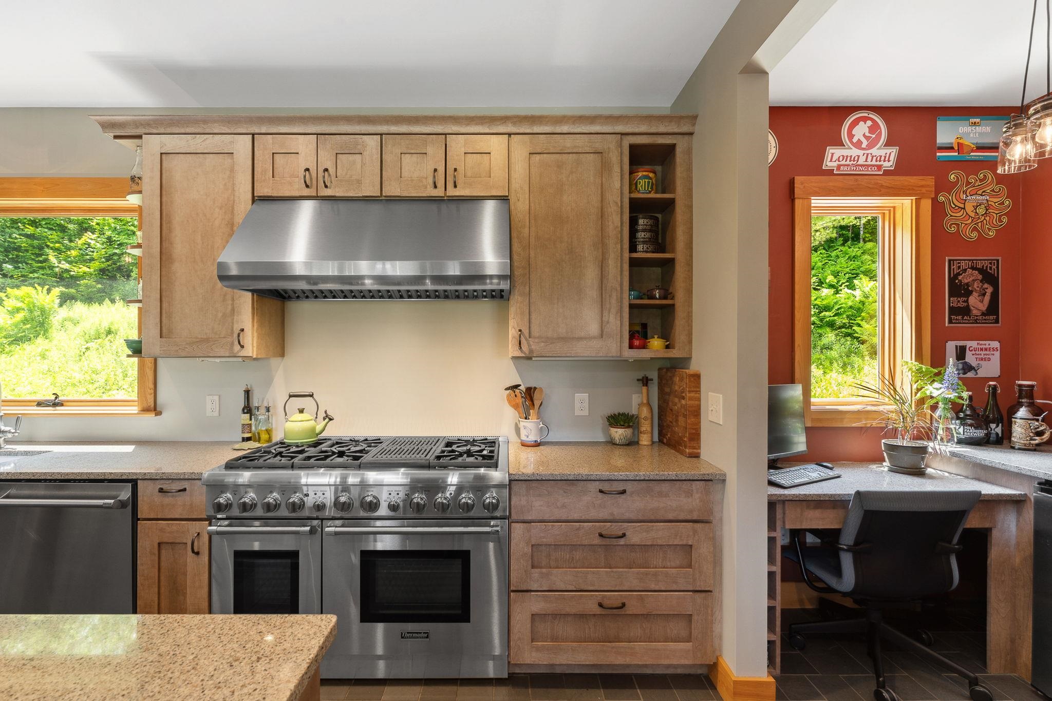 1045 Ring Road Waterbury, VT 05676 - Photo 12 of 56