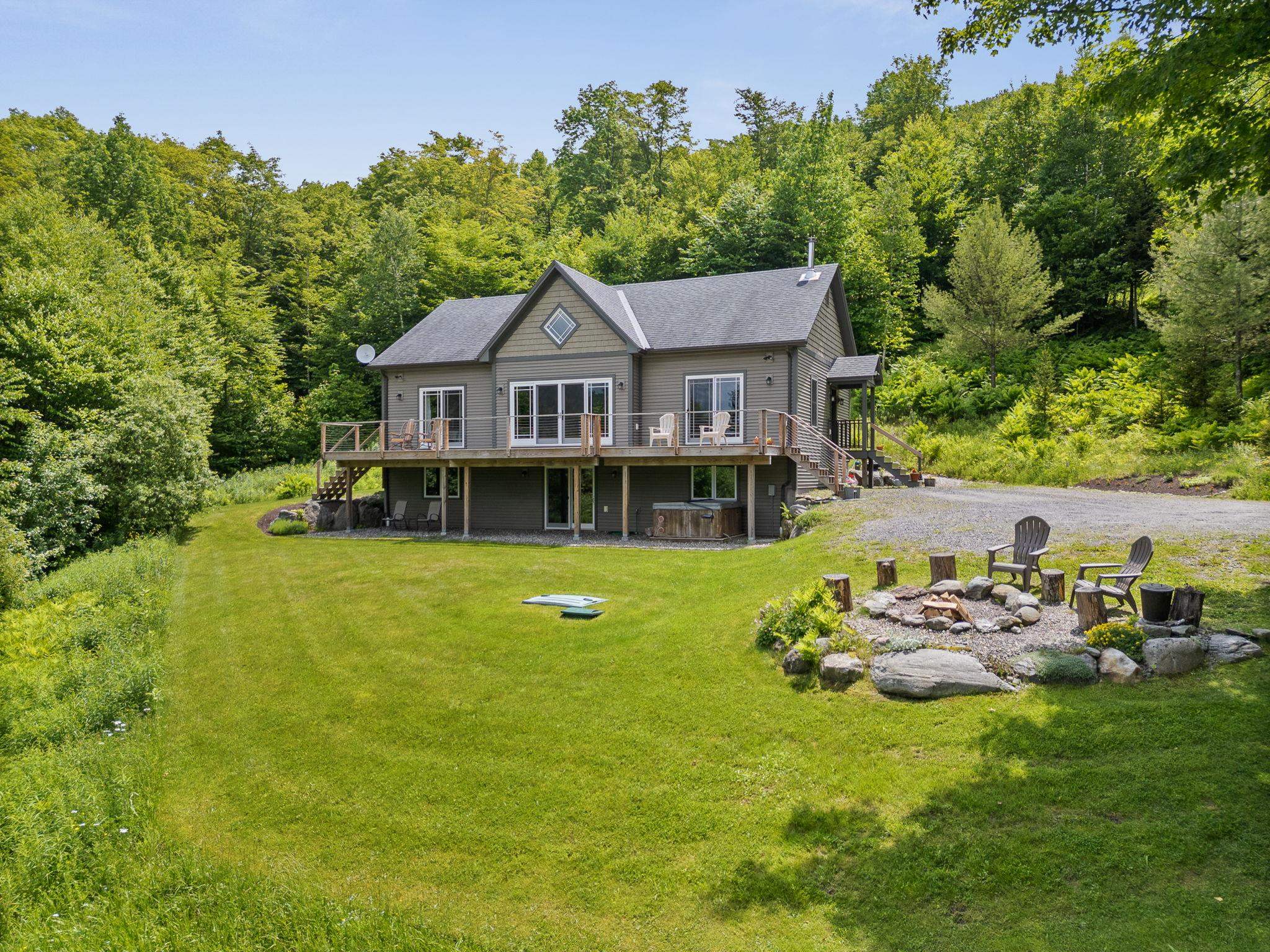 1045 Ring Road Waterbury, VT 05676 - Photo 3 of 56