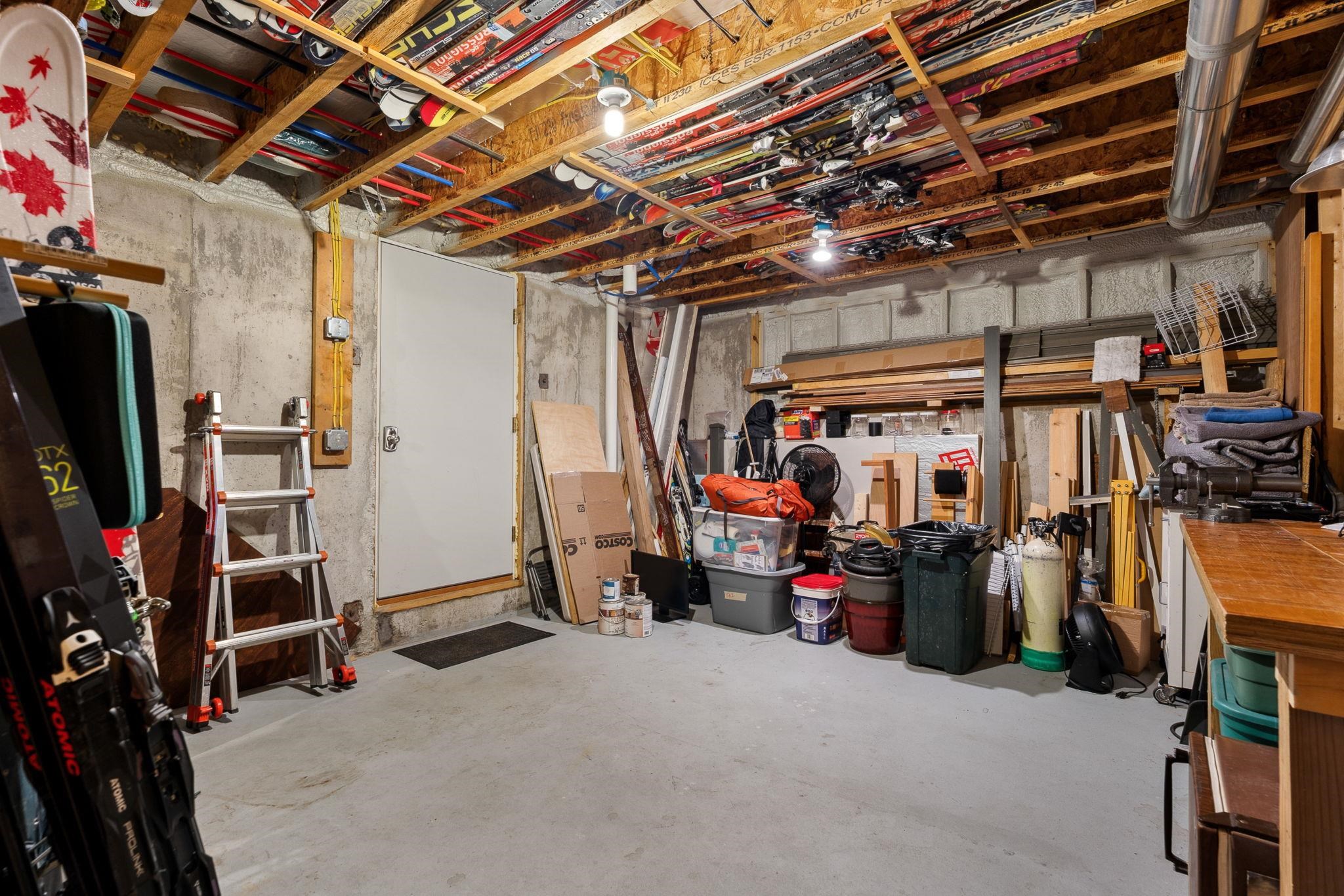 1045 Ring Road Waterbury, VT 05676 - Photo 40 of 56