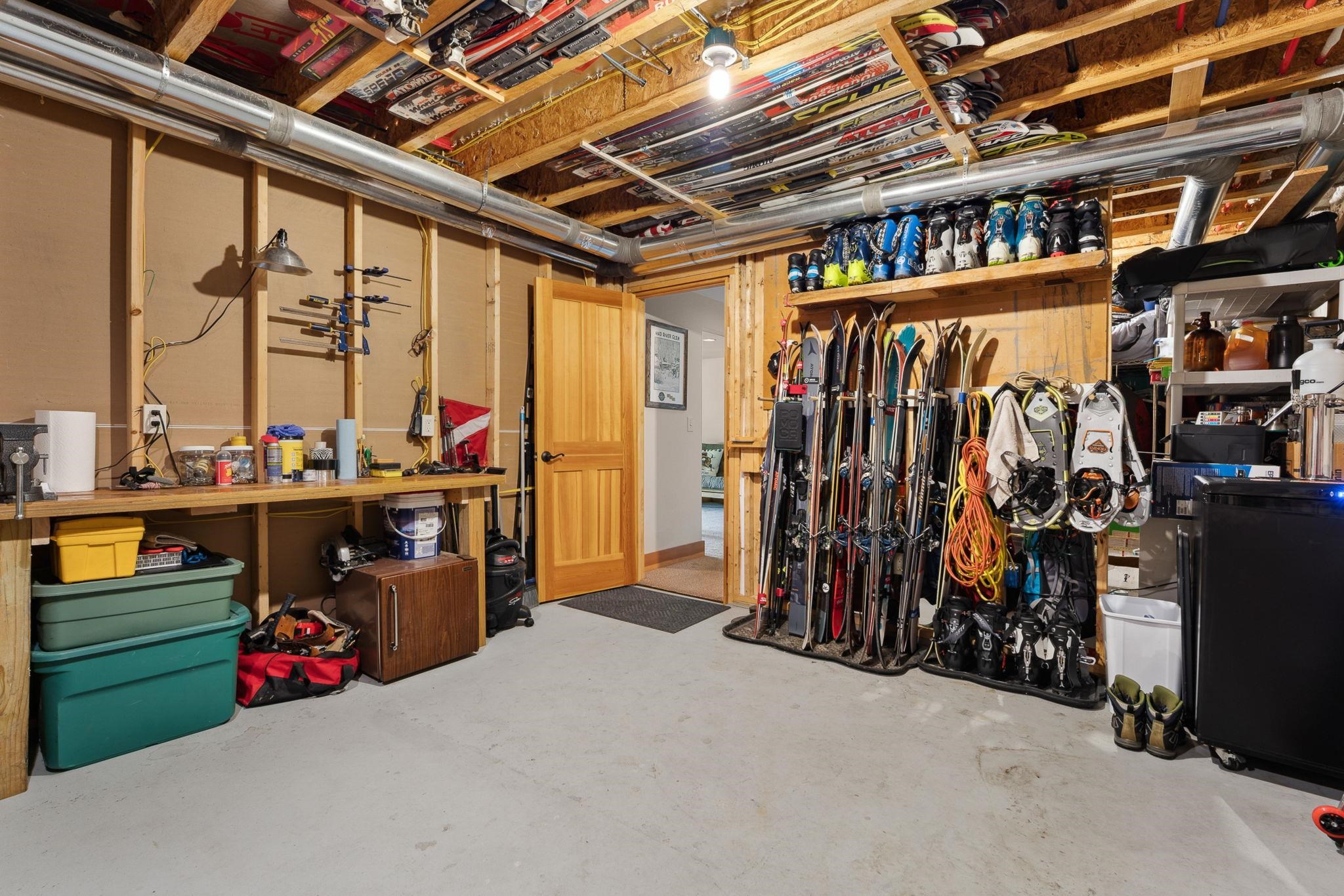 1045 Ring Road Waterbury, VT 05676 - Photo 41 of 56