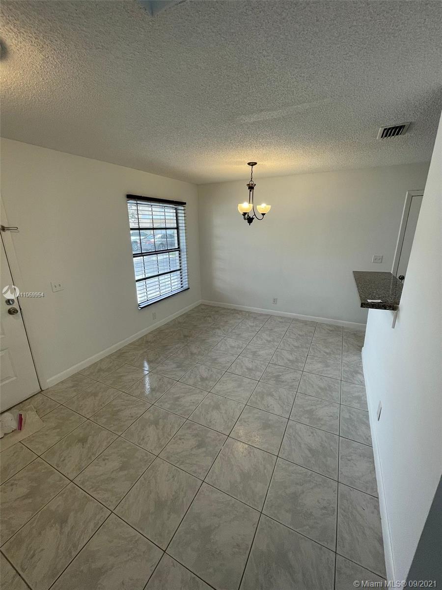 3429 Foxcroft Road Miramar, FL 33025 - Photo 14 of 27 Gallery Image 14