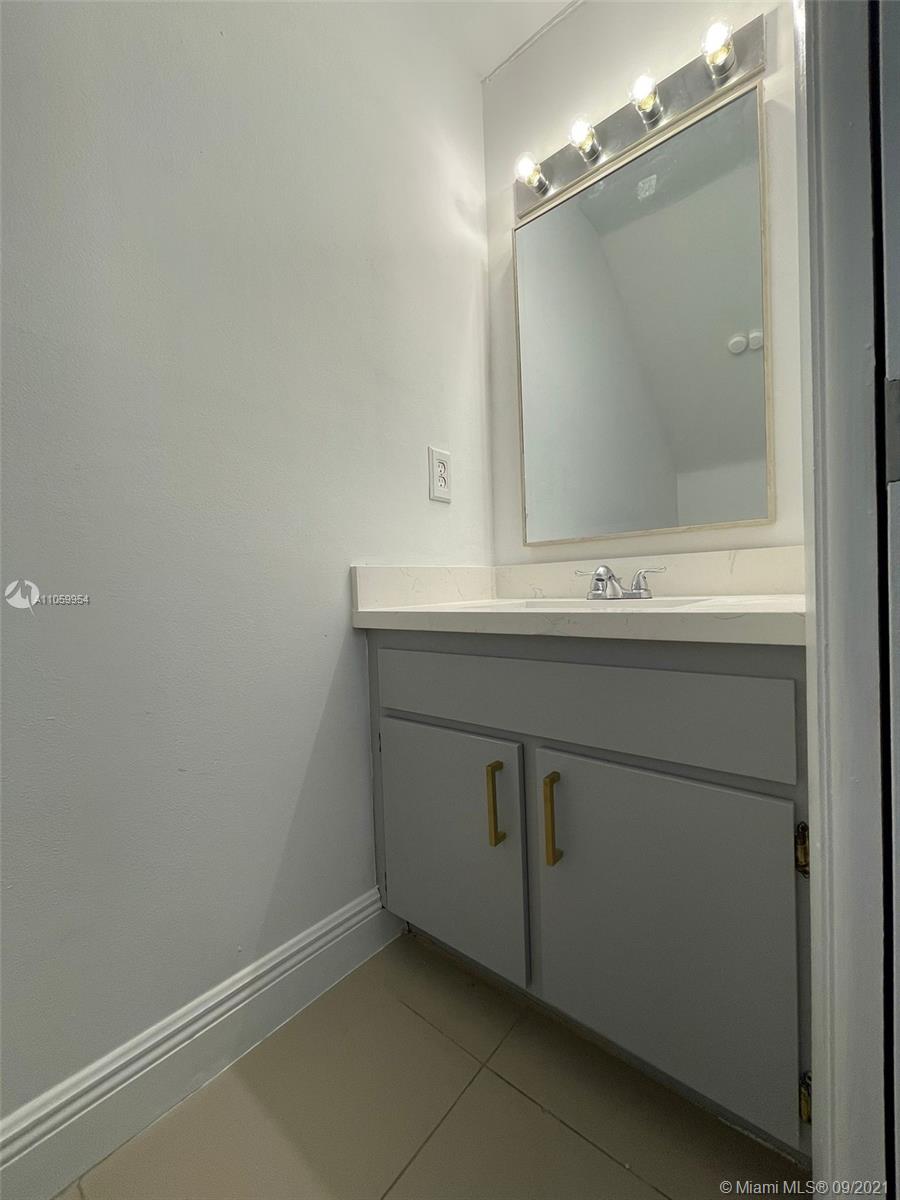 3429 Foxcroft Road Miramar, FL 33025 - Photo 27 of 27 Gallery Image 27