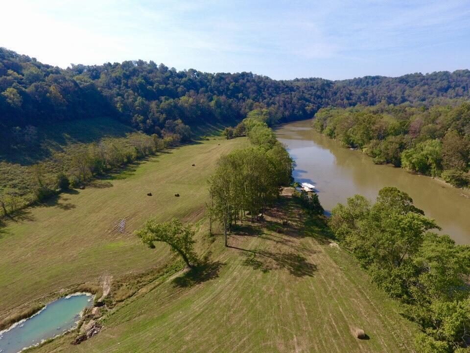 2196 Kentucky River Road Richmond, KY 40475 - Photo 12 of 45 129157A7-A7B0-4F3C-B895-BBCB828E1ACE