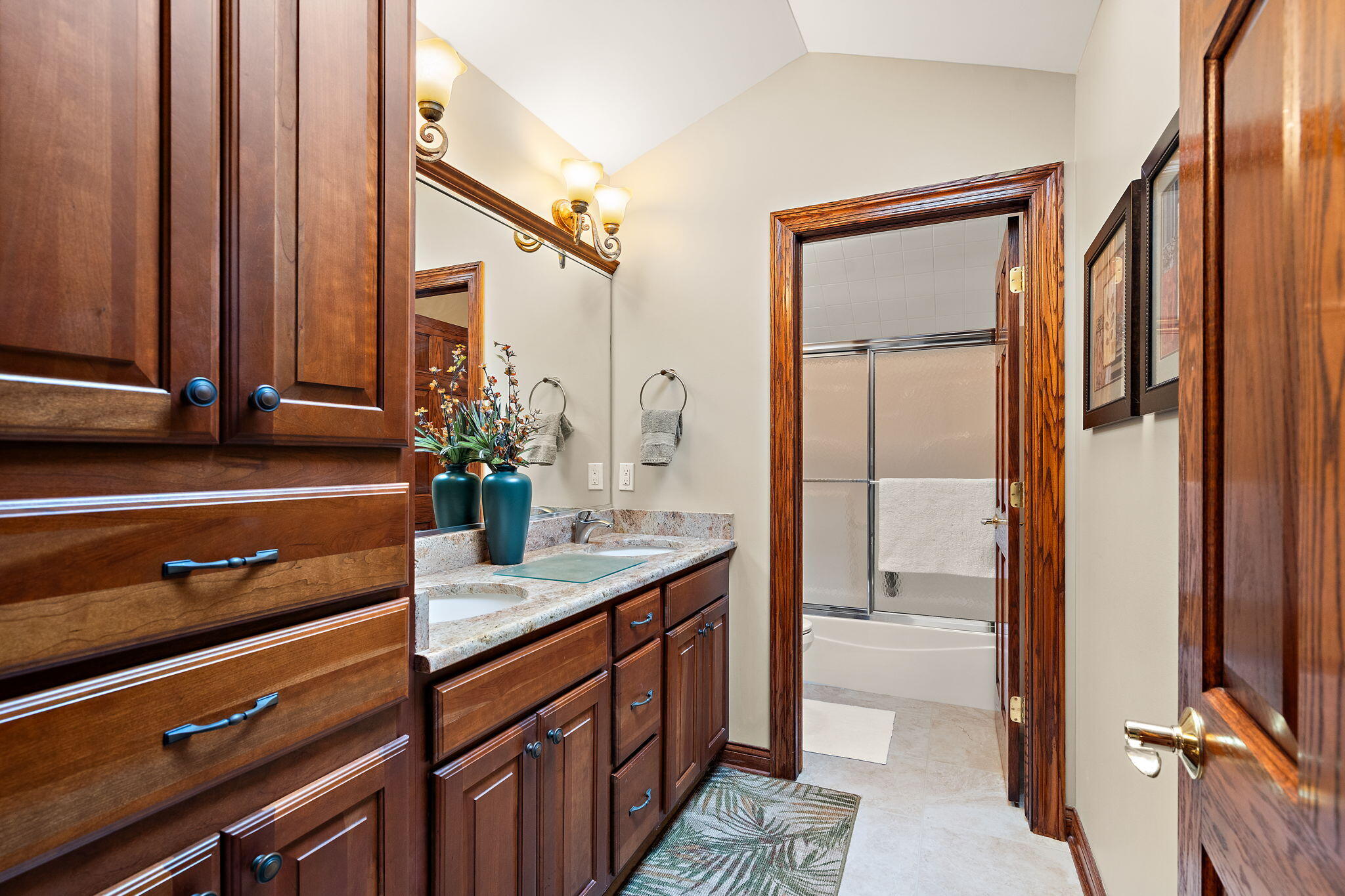 1630 Chalone Court Crown Point, IN 46307 - Photo 35 of 75 2048x1365
