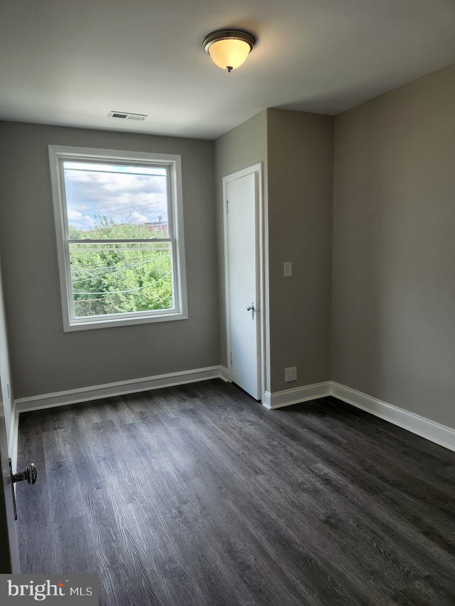 2915 Edison Highway Baltimore, MD 21213 - Photo 11 of 21