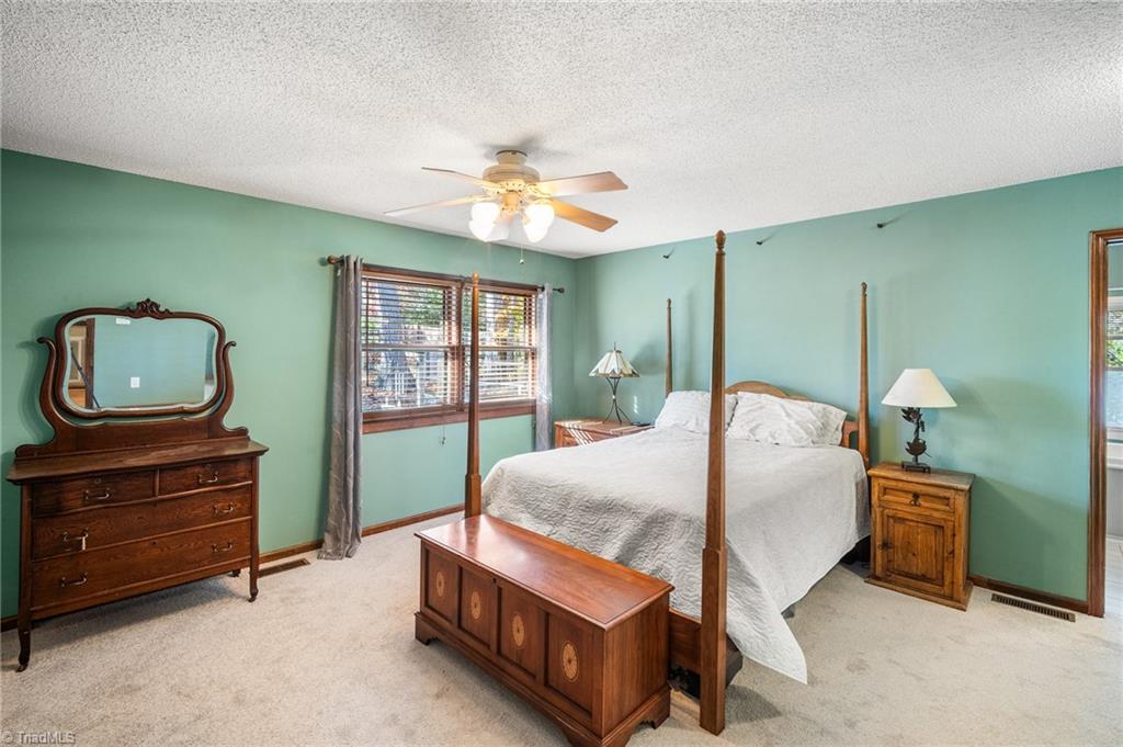 3515 Bentbrook Drive High Point, NC 27265 - Photo 26 of 46