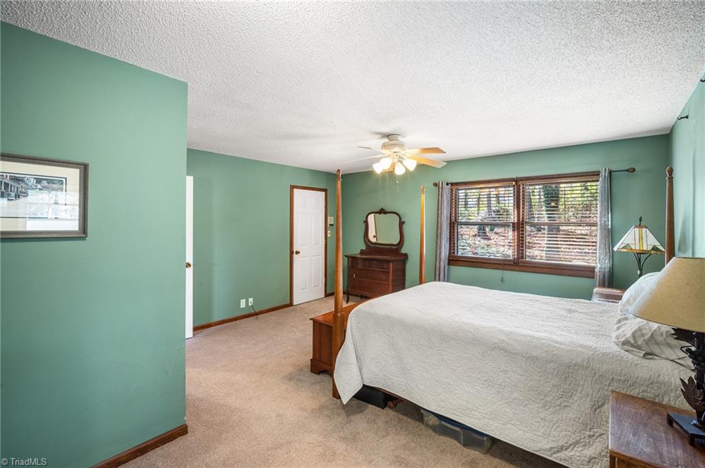 3515 Bentbrook Drive High Point, NC 27265 - Photo 28 of 46