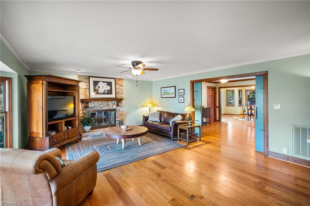 3515 Bentbrook Drive High Point, NC 27265 - Photo 6 of 46