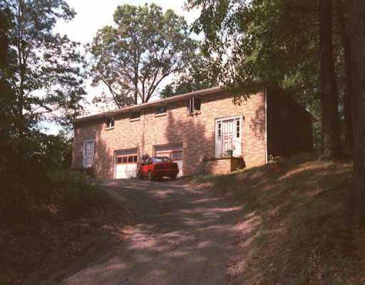 151 53 Temple Road Clinton, PA 15026 - Photo 1 of 1 Gallery Image 1