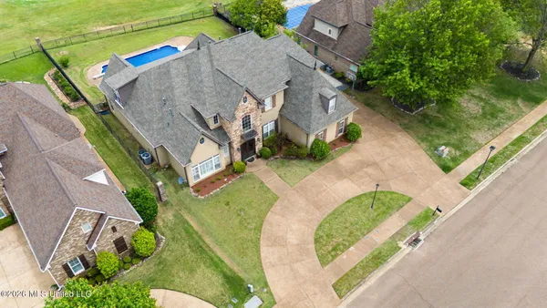 $630,000 | 6346 Shenandoah Lane, Olive Branch, MS 38654