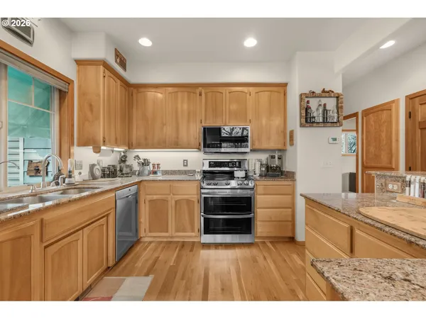 $700,000 | 5655 Tamarack Lane, Central Point, OR 97502