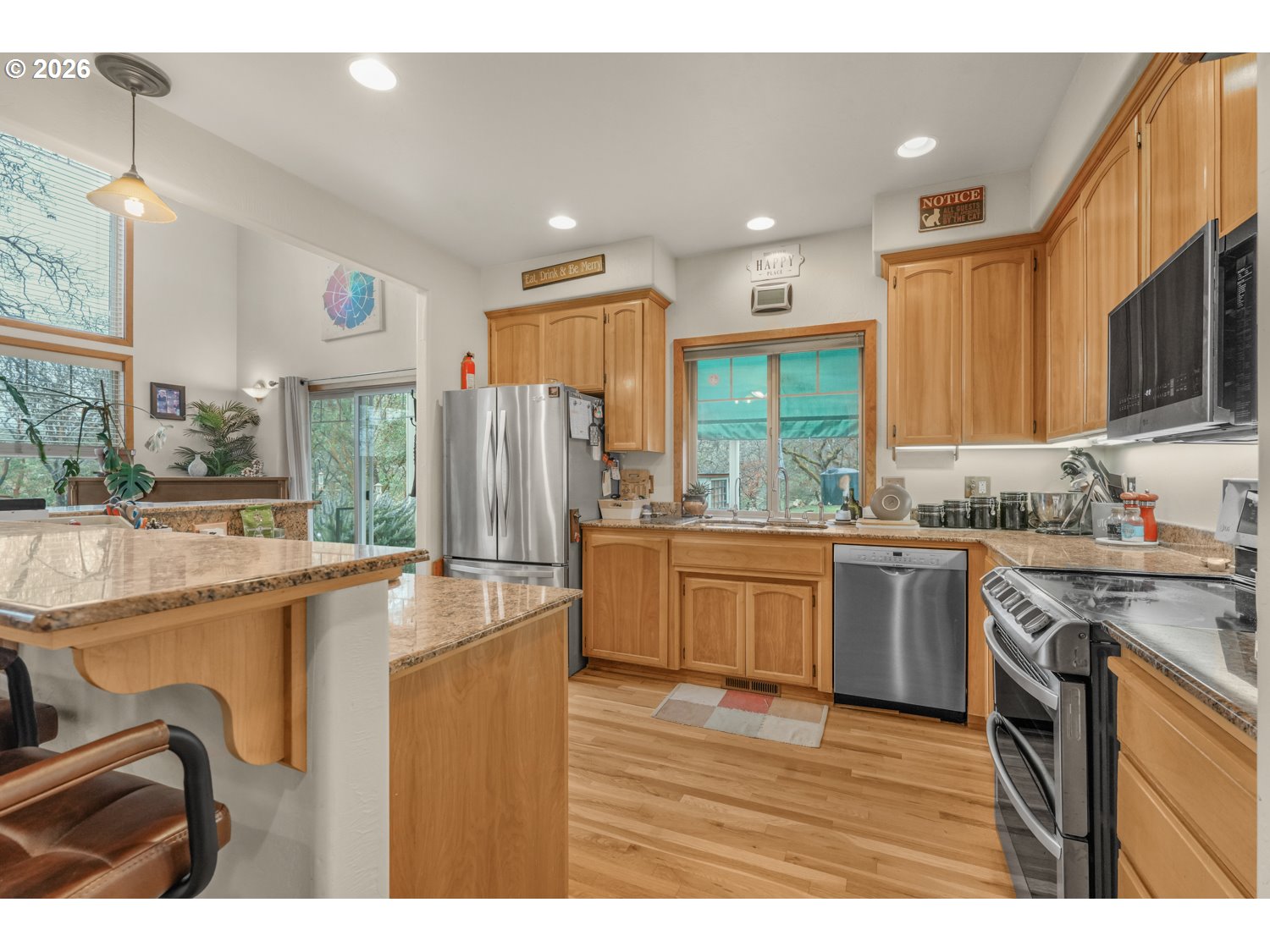 5655 Tamarack Lane Central Point, OR 97502 - Photo 16 of 44