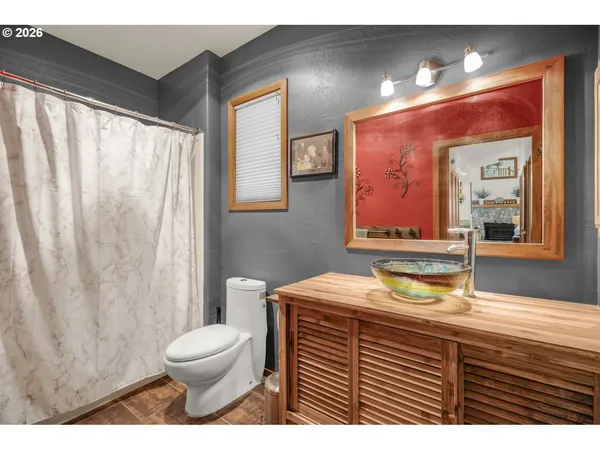 $700,000 | 5655 Tamarack Lane, Central Point, OR 97502