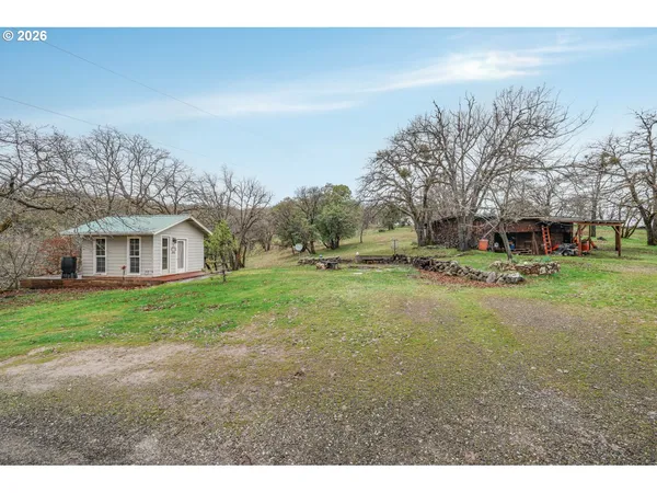 $700,000 | 5655 Tamarack Lane, Central Point, OR 97502