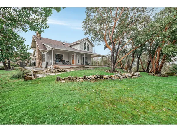 $700,000 | 5655 Tamarack Lane, Central Point, OR 97502