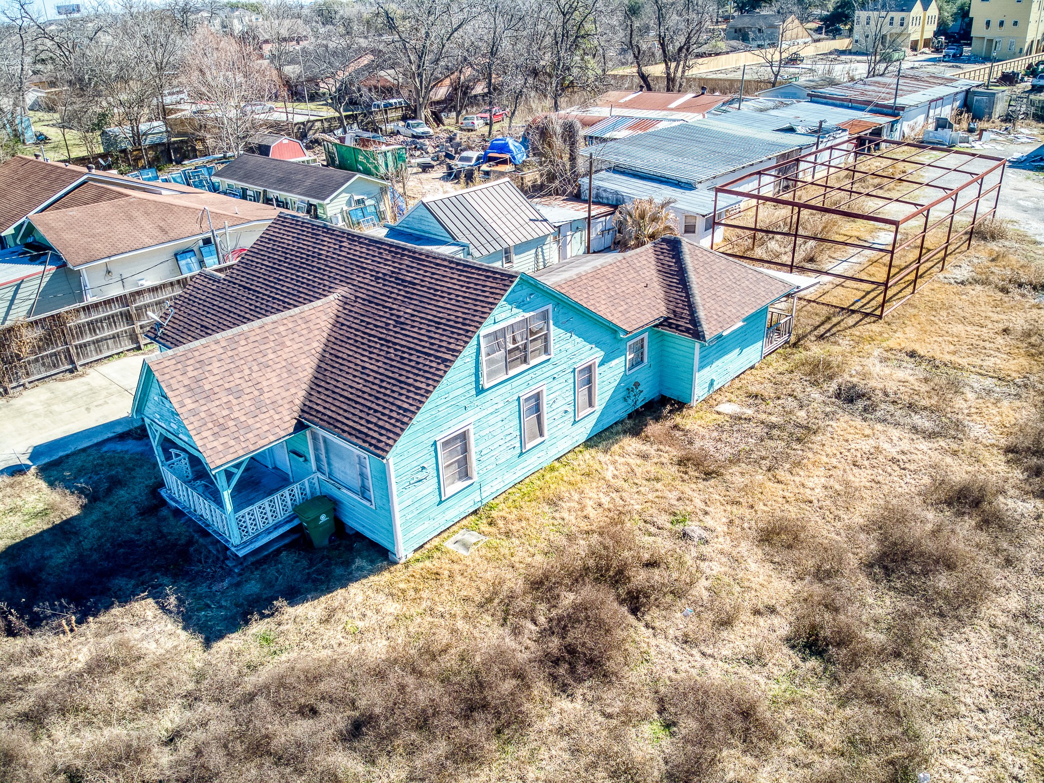 302 East Rogers Street Houston, TX 77022 - Photo 15 of 26