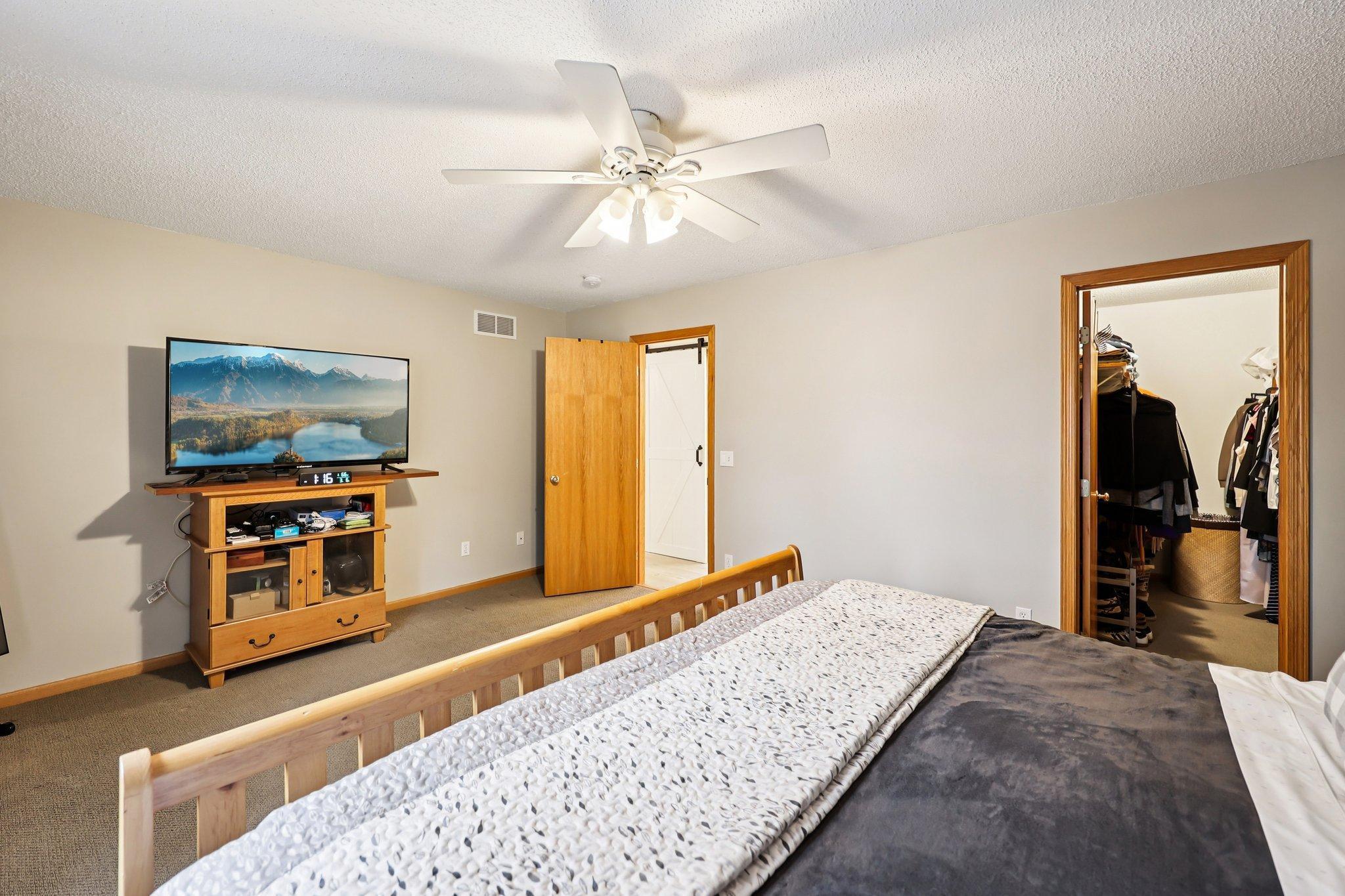 218 Birch Road Wyoming, MN 55092 - Photo 13 of 51