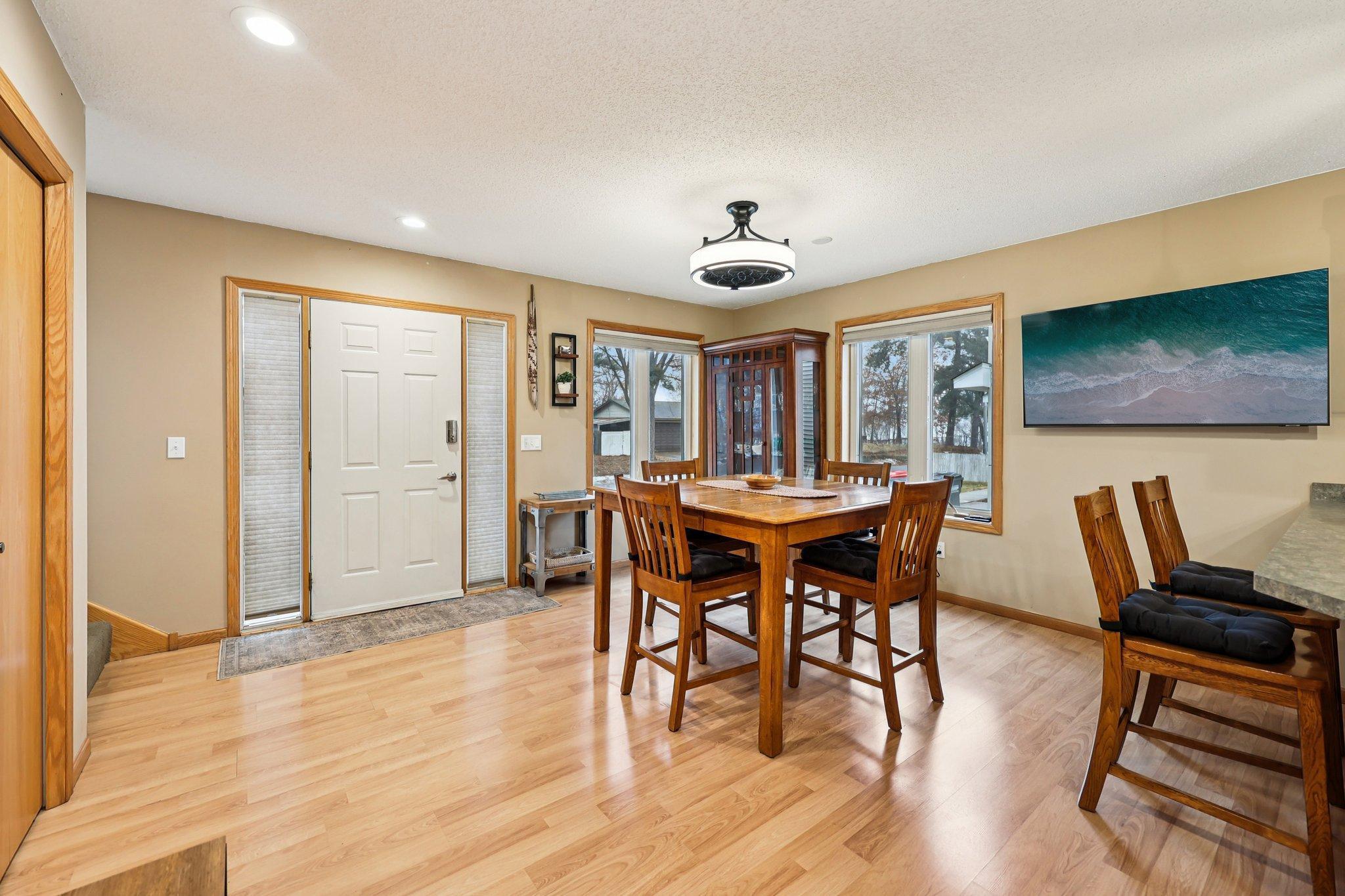 218 Birch Road Wyoming, MN 55092 - Photo 5 of 51