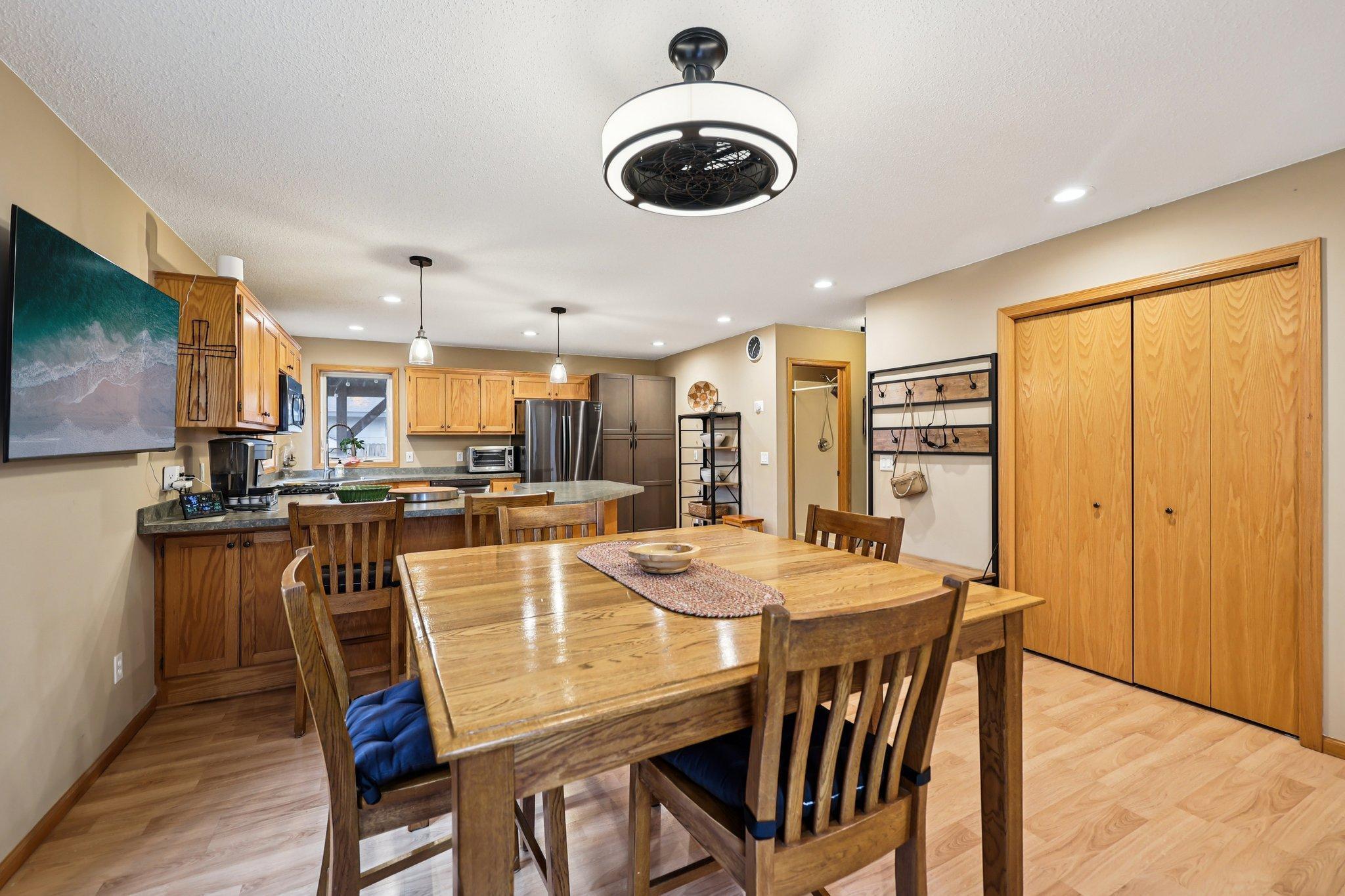 218 Birch Road Wyoming, MN 55092 - Photo 7 of 51