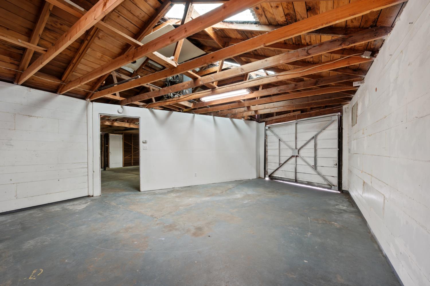 610 P Street Sanger, CA 93657 - Photo 20 of 26 Shop