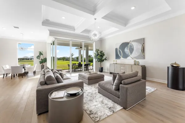 $2,935,000 | 20076 Southeast Bridgewater Drive, Jupiter, FL 33458