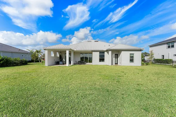 $2,935,000 | 20076 Southeast Bridgewater Drive, Jupiter, FL 33458