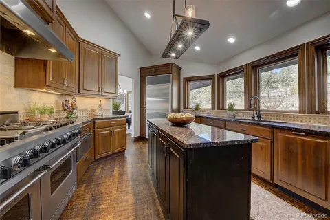 $2,695,000 | 497 Meadow Vista Drive, Evergreen, CO 80439