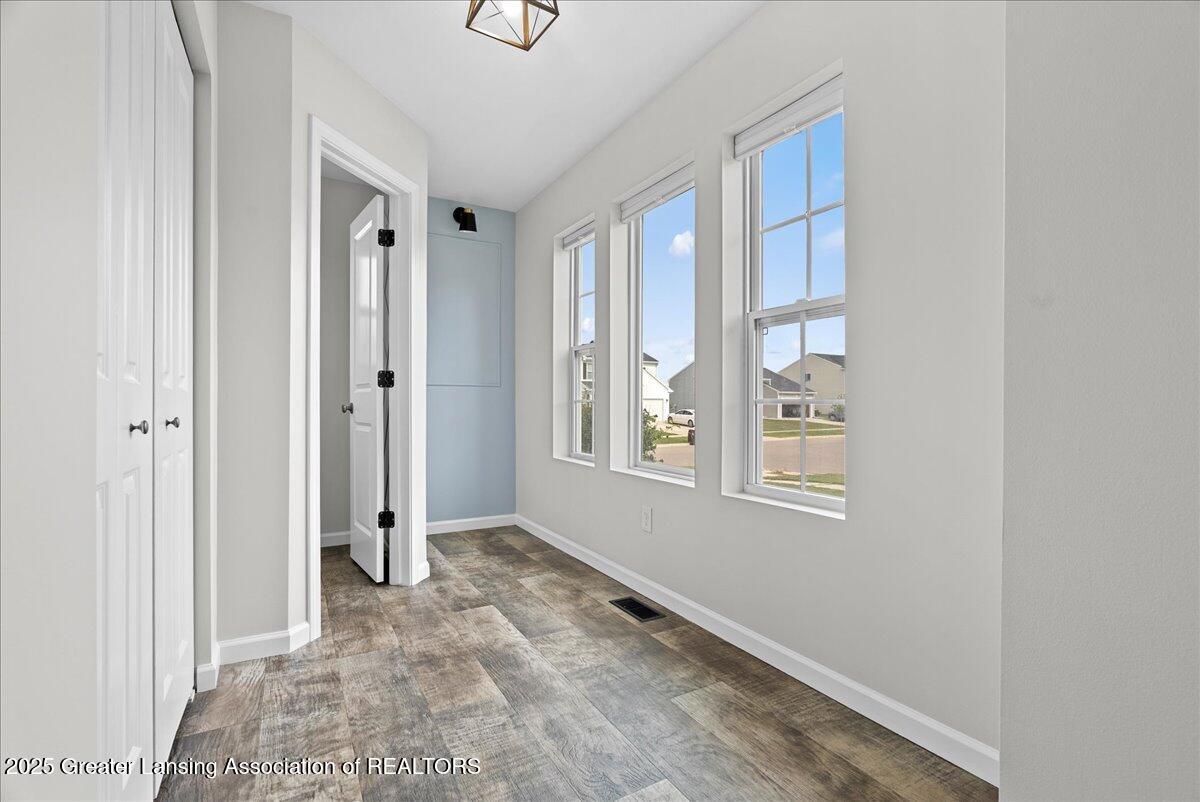 944 Pennine Ridge Way Grand Ledge, MI 48837 - Photo 8 of 52 13-Media Jett - 10
