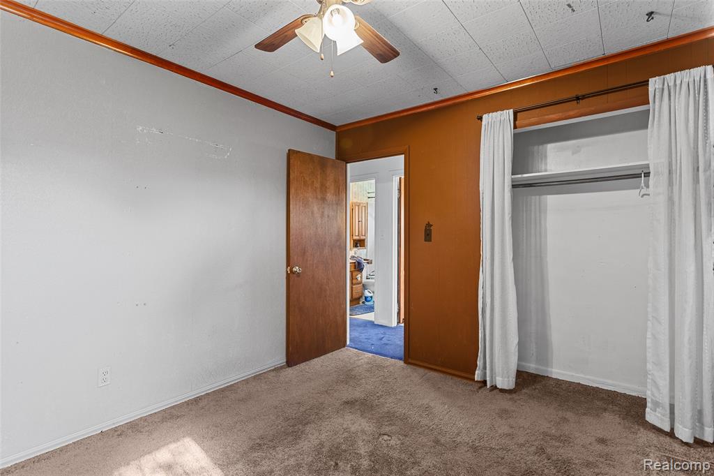 25245 Bell Road New Boston, MI 48164 - Photo 32 of 42 Gallery Image 32