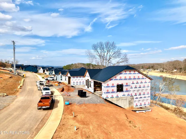 $769,000 | 179 Lakeshore Bay Drive, Jefferson City, TN 37760