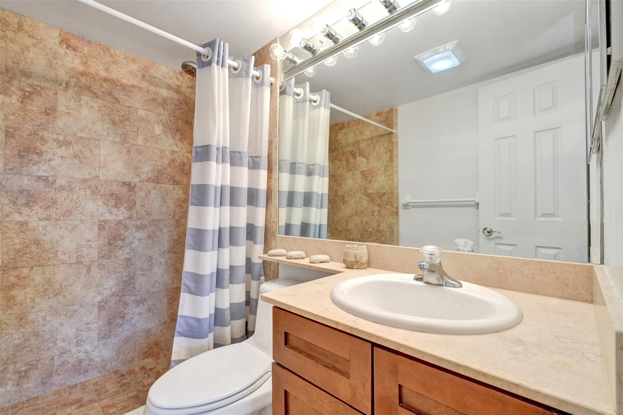 651 East Woolbright Road, Unit 407 Boynton Beach, FL 33435 - Photo 31 of 51 Photo 31