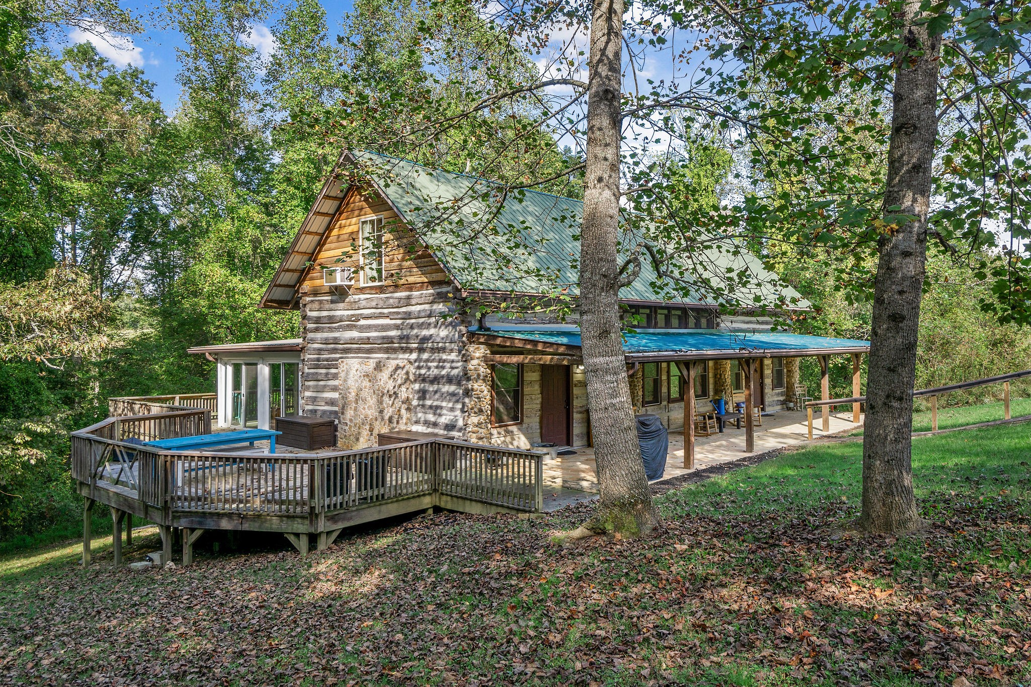 12159 Cookeville Boat Dock Road Baxter, TN 38544 - Photo 38 of 41 front view of a house with a yard