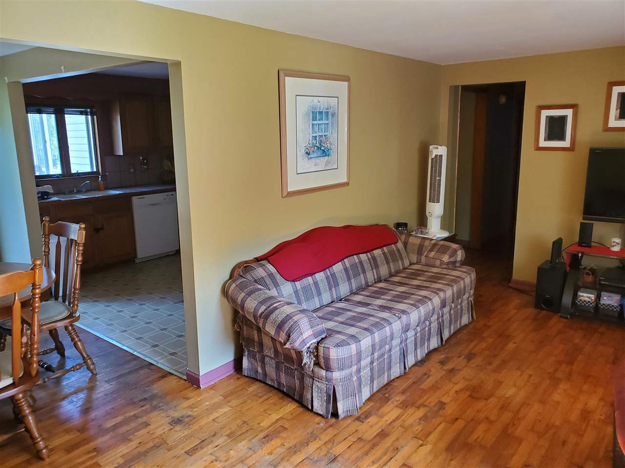 11234 Morrish Road Montrose, MI 48457 - Photo 6 of 30 50045609-5.JPG