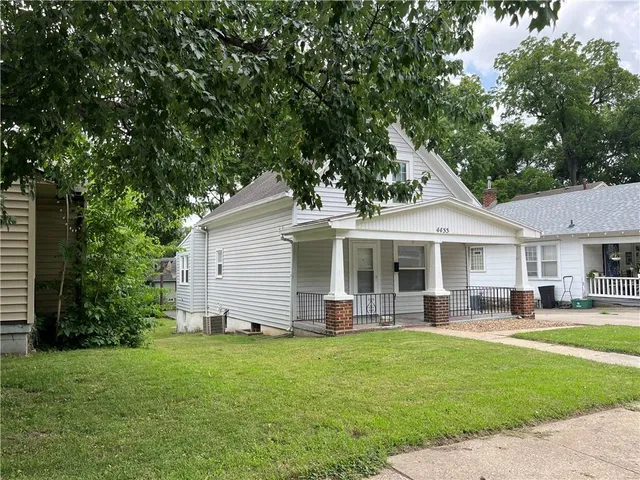 $229,000 | 4455 Eaton Street, Kansas City, KS 66103
