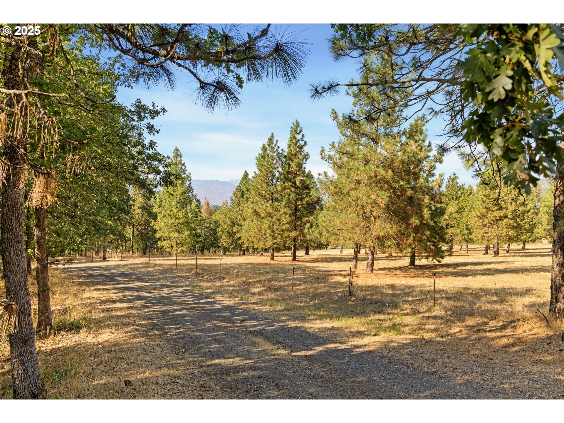 7000 7 Mile Hill Road The Dalles, OR 97058 - Photo 31 of 43