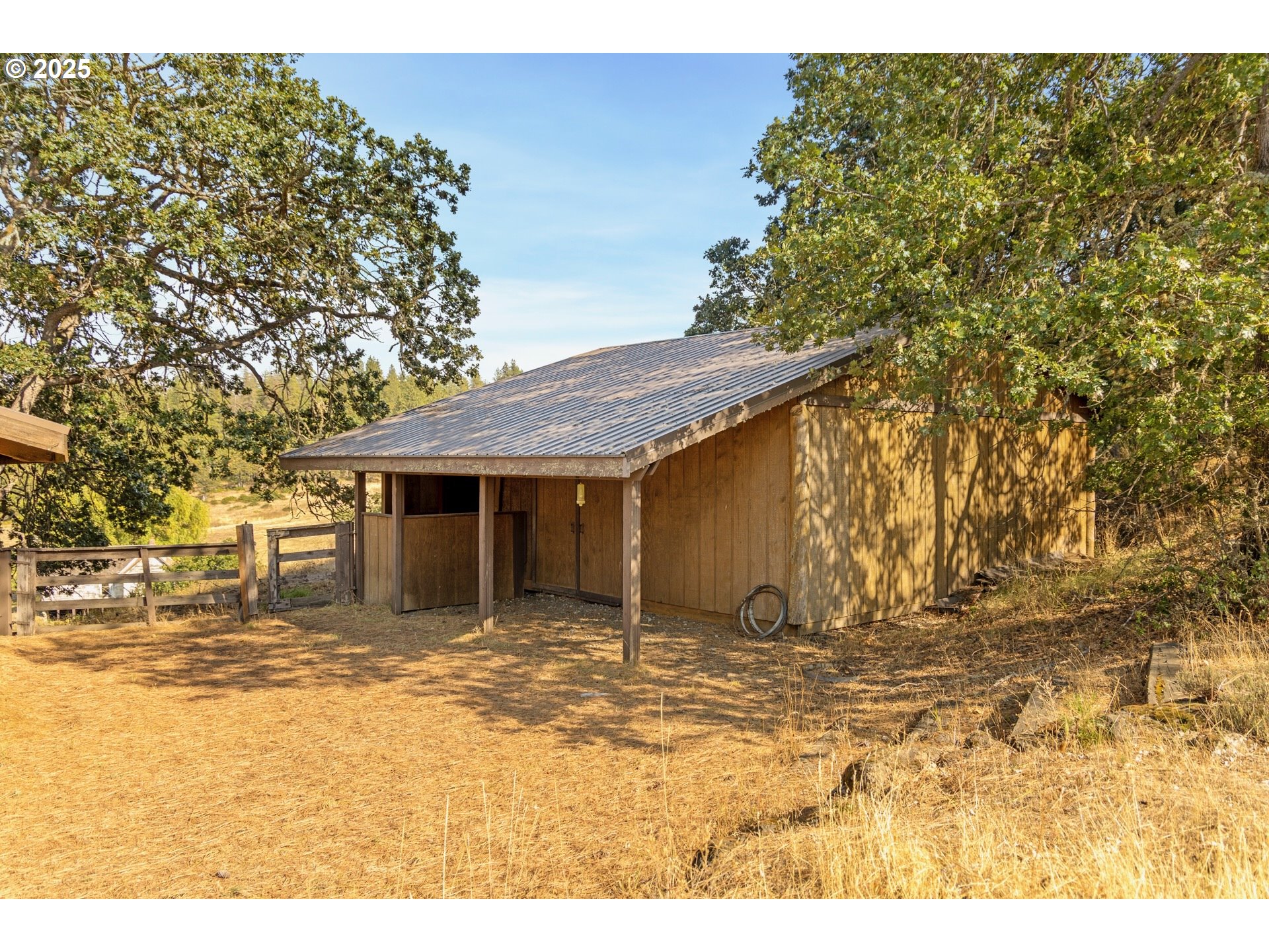 7000 7 Mile Hill Road The Dalles, OR 97058 - Photo 34 of 43