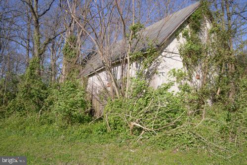 9829 Longs Mill Road Rocky Ridge, MD 21778 - Photo 14 of 37 Accessory building
