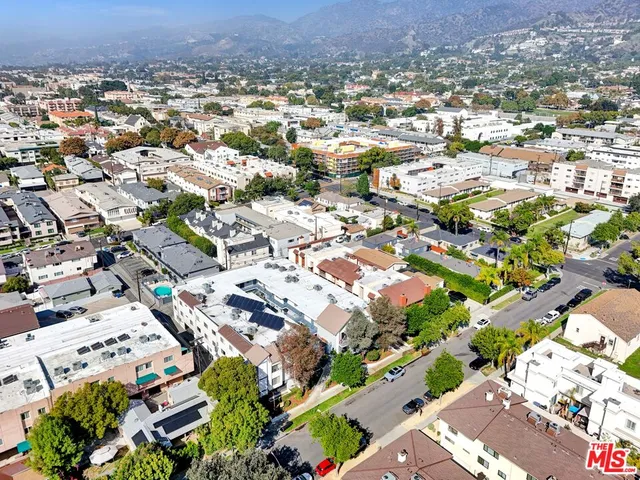 $9,100,000 | 515 East Elmwood Avenue, Burbank, CA 91501