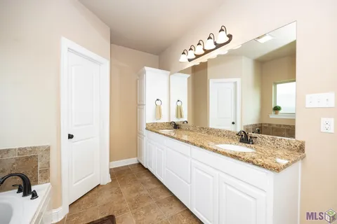 $369,900 | 6465 Clarkland Boulevard, Addis, LA 70710