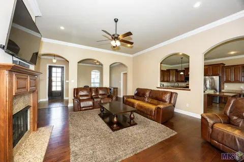 $369,900 | 6465 Clarkland Boulevard, Addis, LA 70710