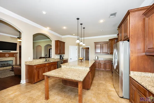 $369,900 | 6465 Clarkland Boulevard, Addis, LA 70710