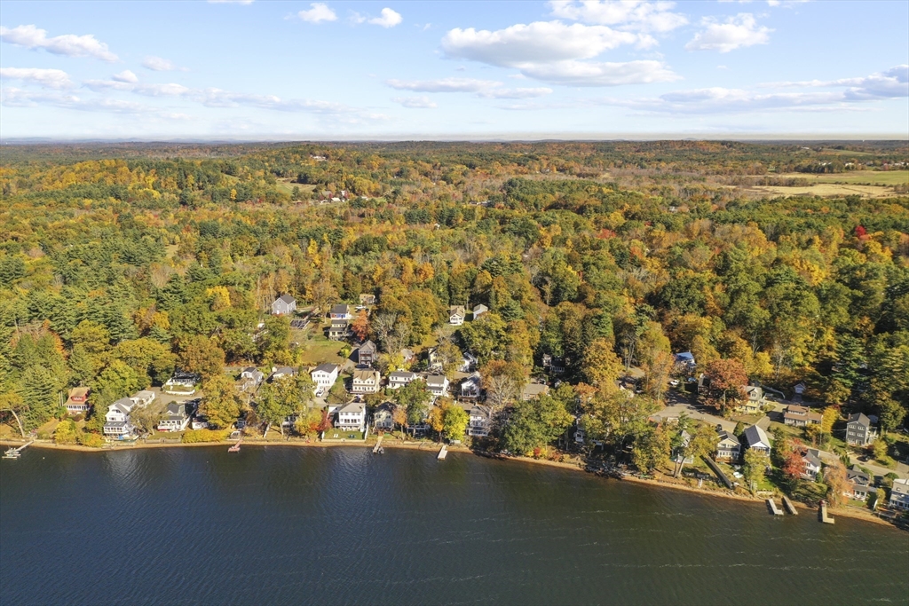 8 Mockingbird Hill Road Amesbury, MA 01913 - Photo 5 of 35