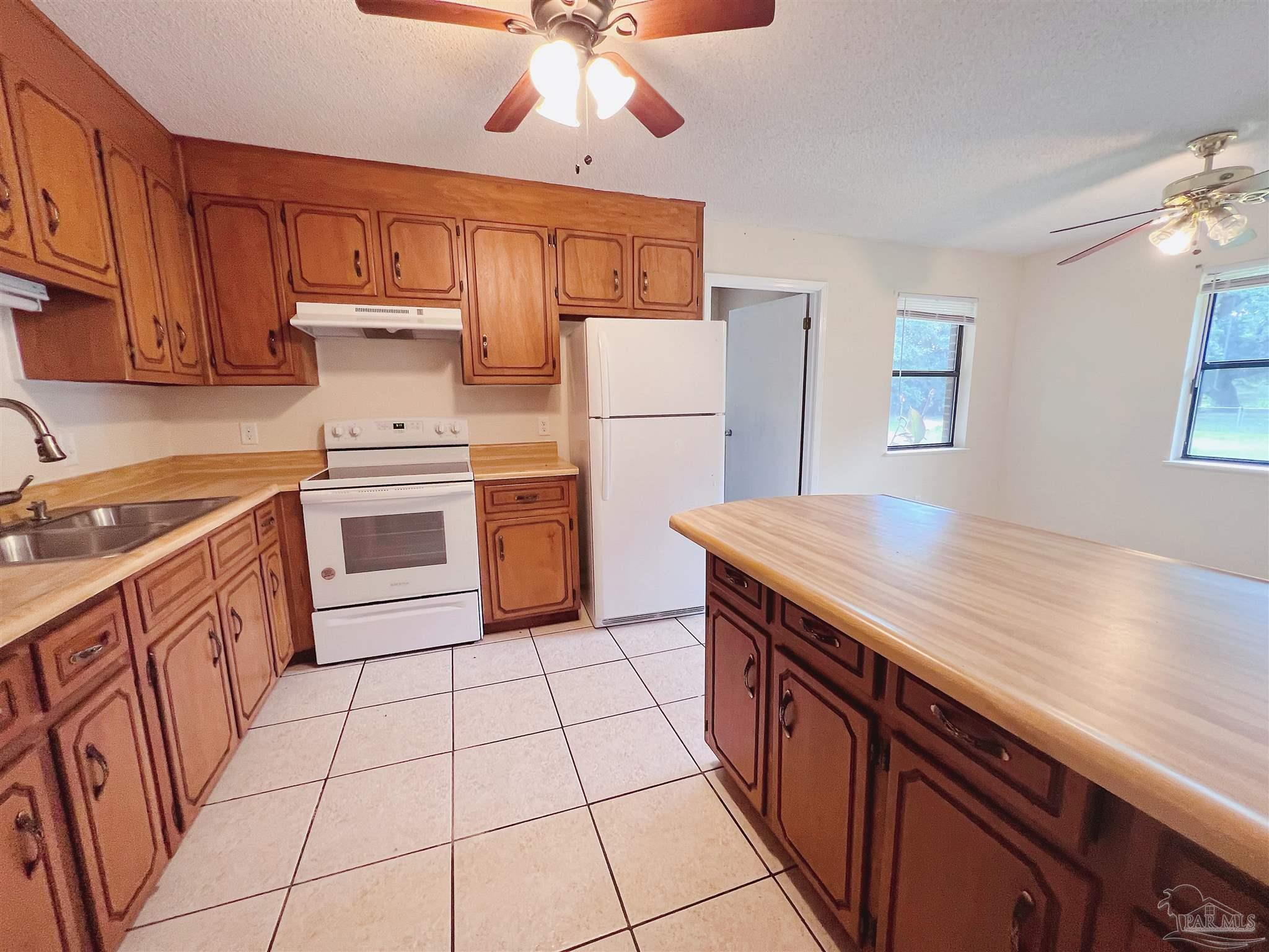 4795 Berryhill Road Milton, FL 32570 - Photo 11 of 47 Gallery Image 11