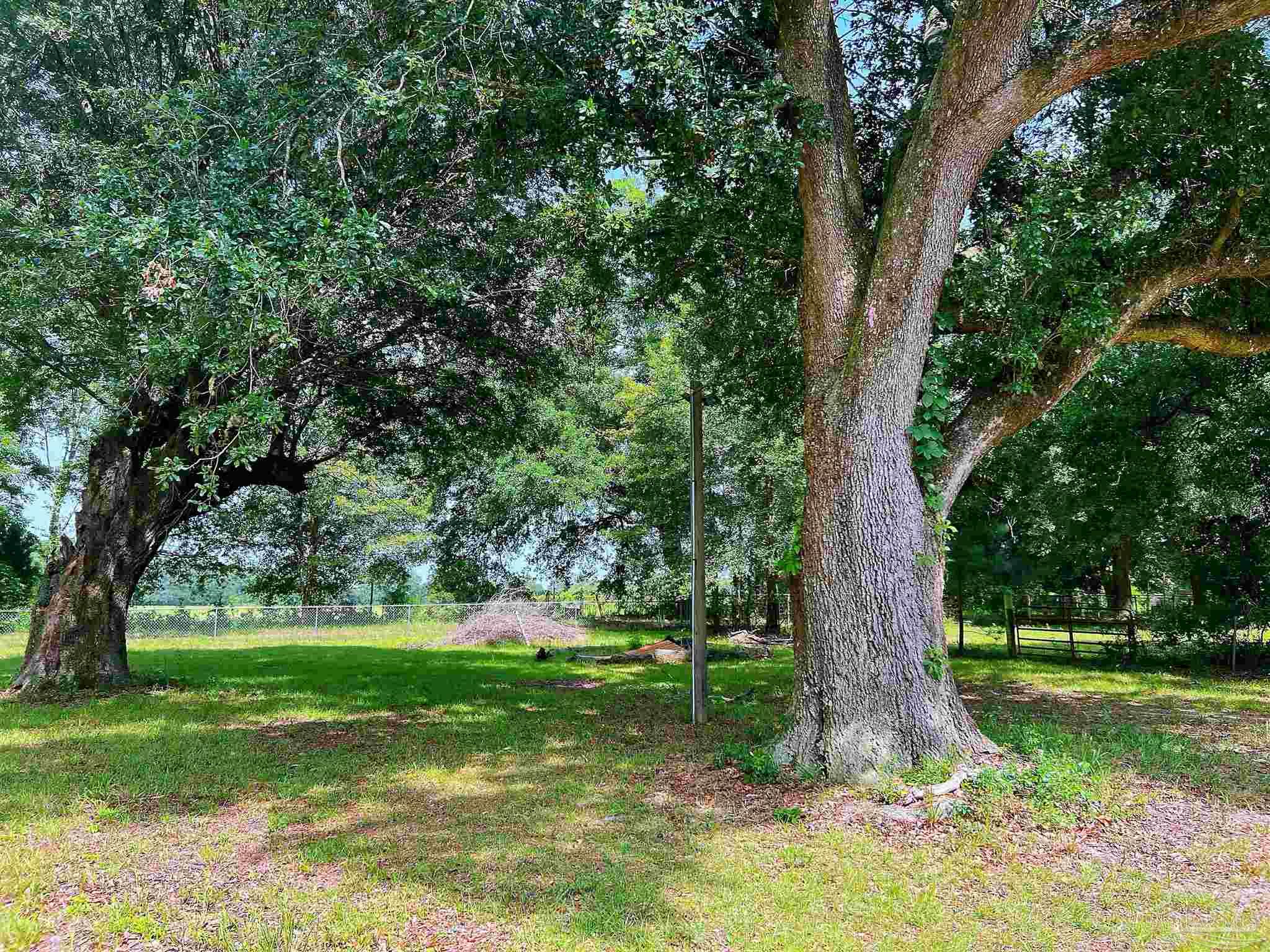 4795 Berryhill Road Milton, FL 32570 - Photo 37 of 47 Gallery Image 37