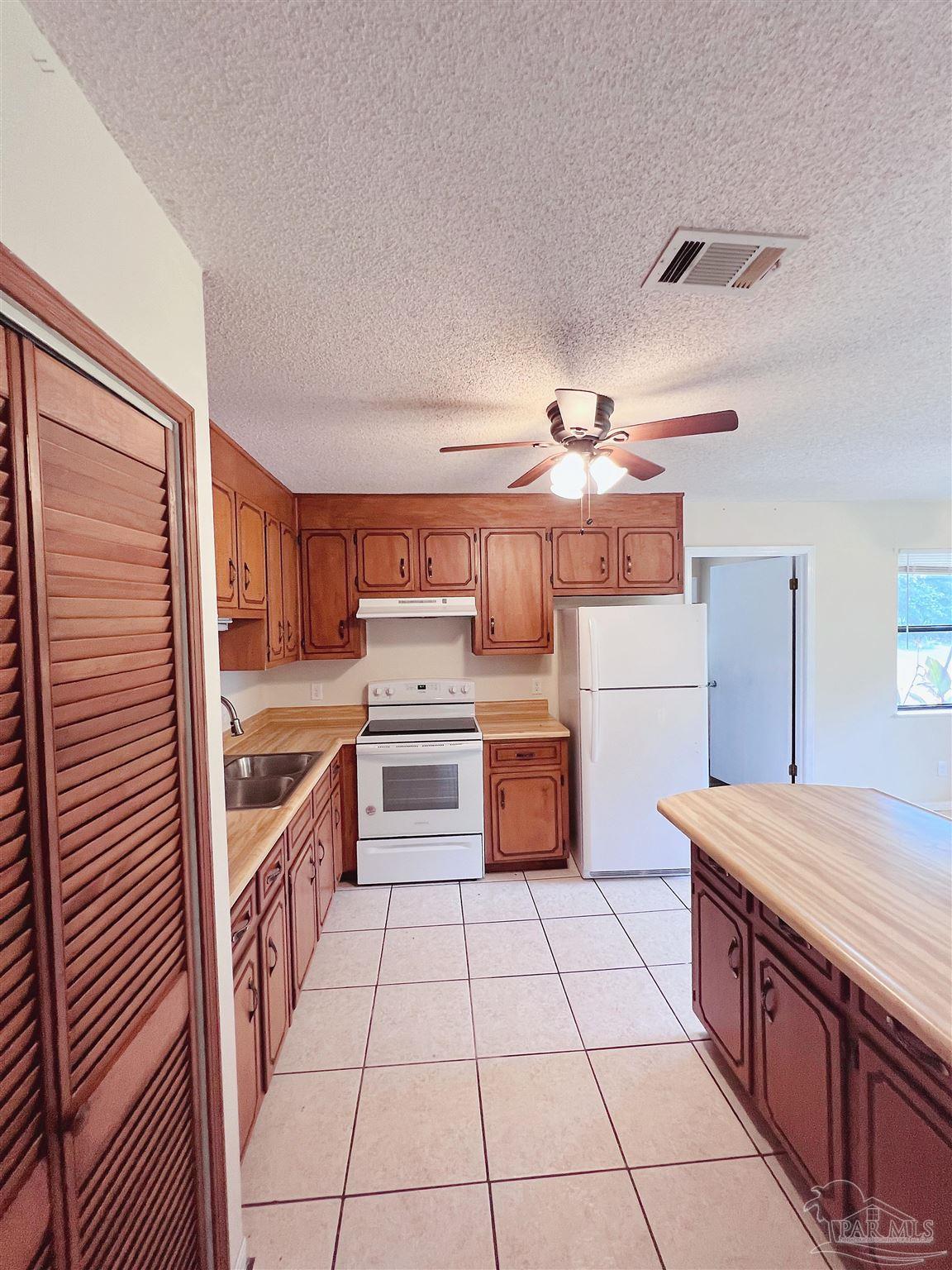 4795 Berryhill Road Milton, FL 32570 - Photo 10 of 47 Gallery Image 10