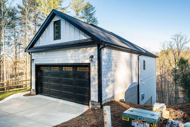 a front view of house with yard