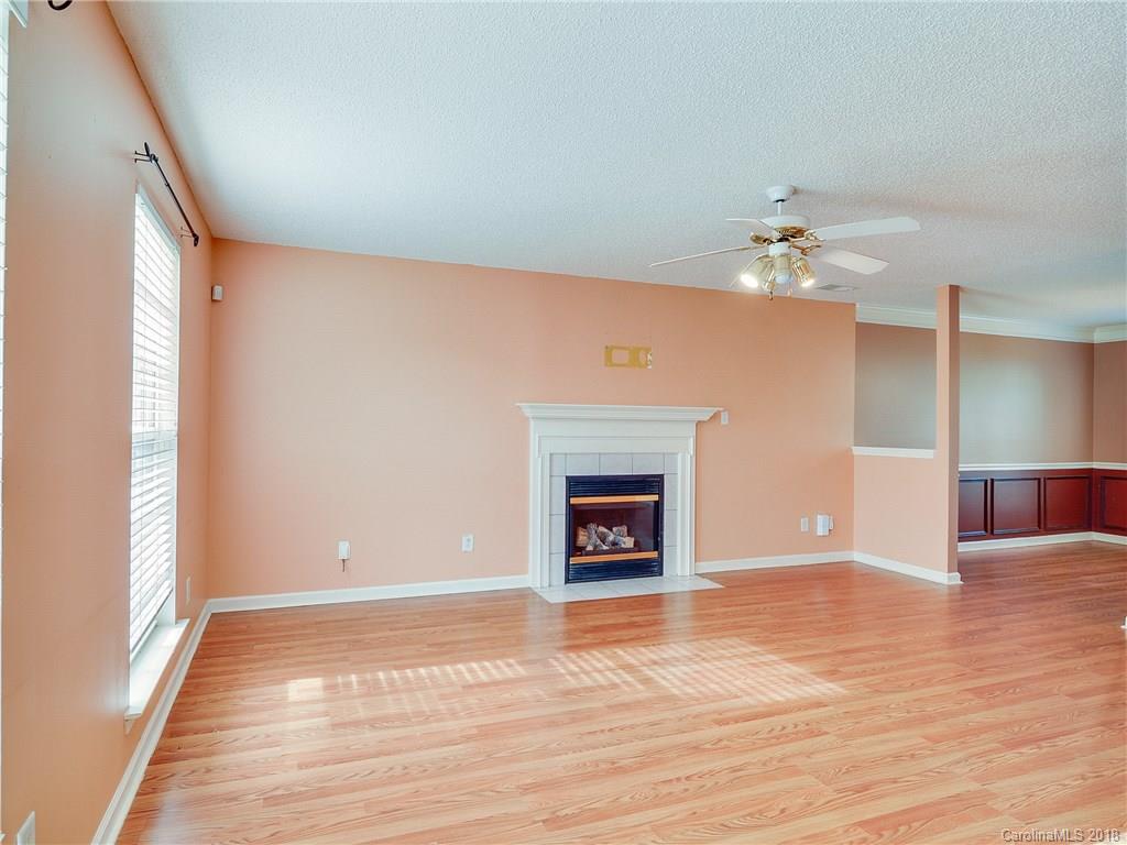 10360 Gold Pan Road Charlotte, NC 28215 - Photo 4 of 26 Gallery Image 4