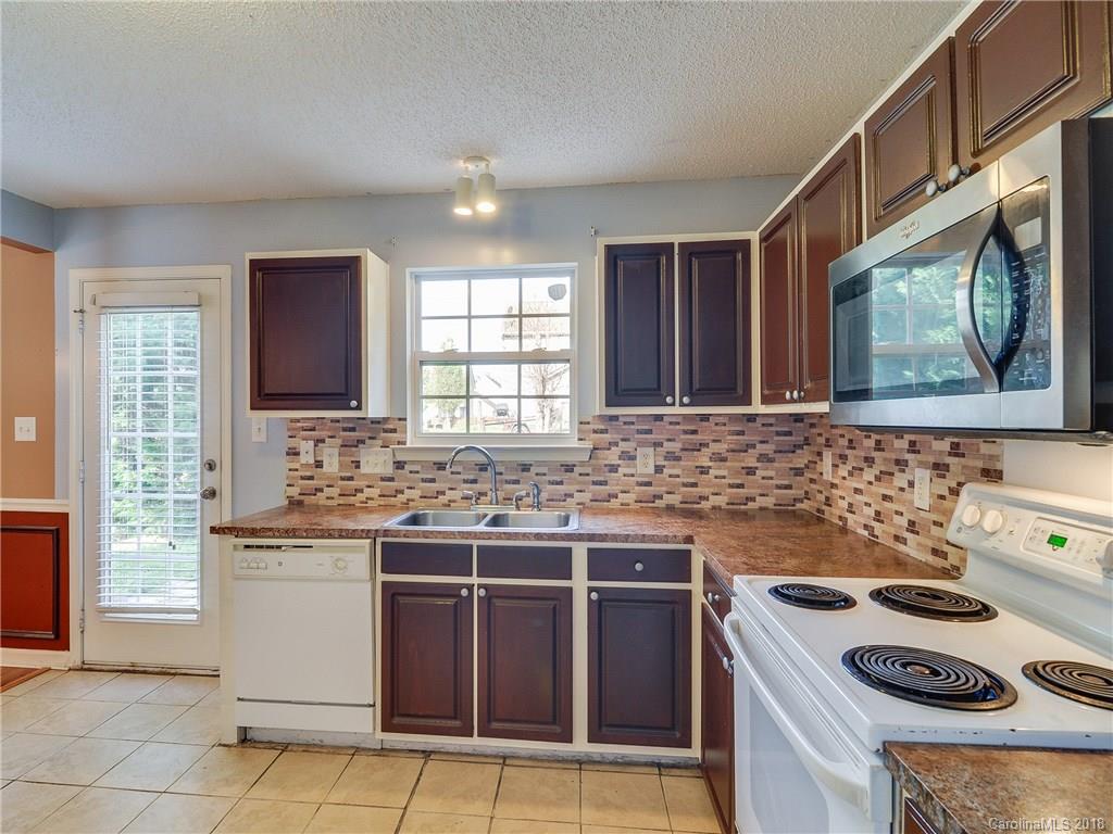 10360 Gold Pan Road Charlotte, NC 28215 - Photo 9 of 26 Gallery Image 9