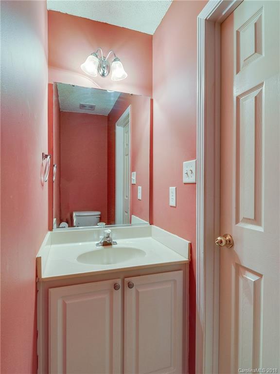 10360 Gold Pan Road Charlotte, NC 28215 - Photo 10 of 26 Gallery Image 10