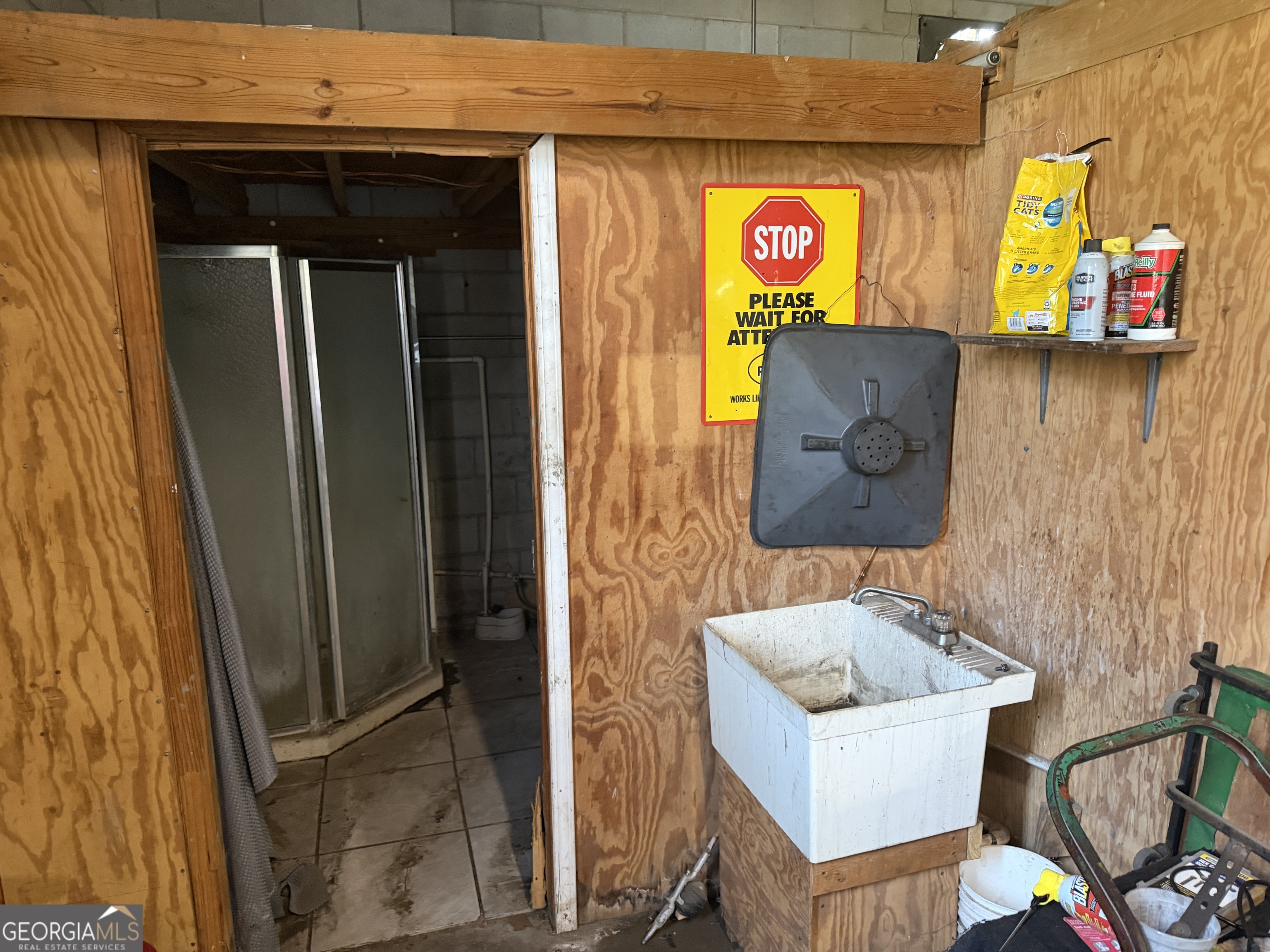 135 Stafford Road Brunswick, GA 31523 - Photo 28 of 47 Hand Washing Station in the Masonry Shop